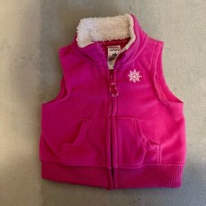 Carter’s newborn baby girl fleece vest